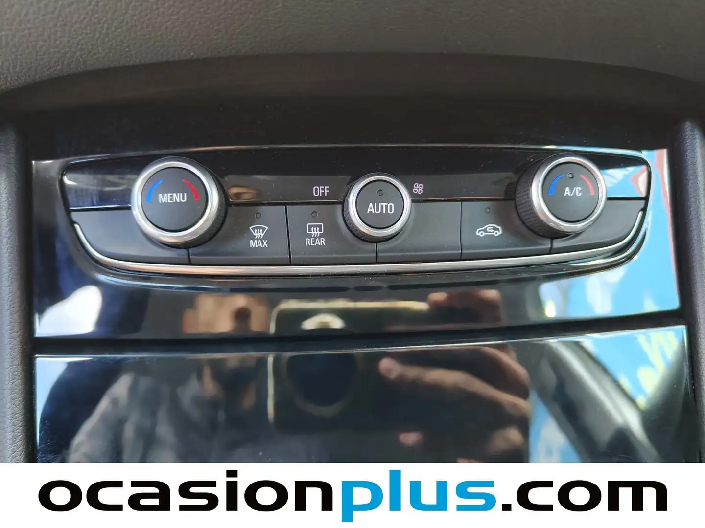 Foto Opel Grandland X Opel Grandland X 1.2 Turbo Ultimate (130 CV)