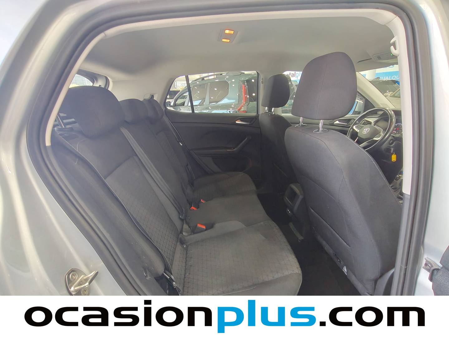 Foto Volkswagen T-Cross Volkswagen T-Cross Advance 1.0 TSI (110 CV) DSG siete plazas
