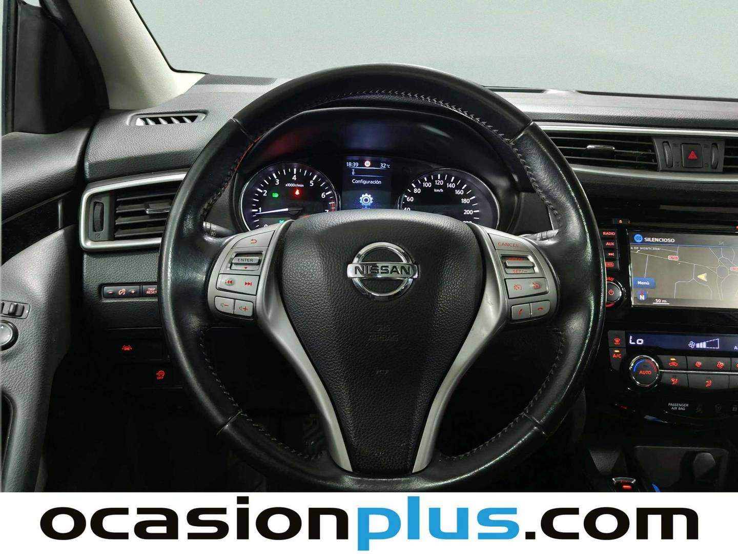 Nissan QASHQAI Nissan Qashqai 1.2 DIG-T N-Connecta 4x2 (115 CV) manual