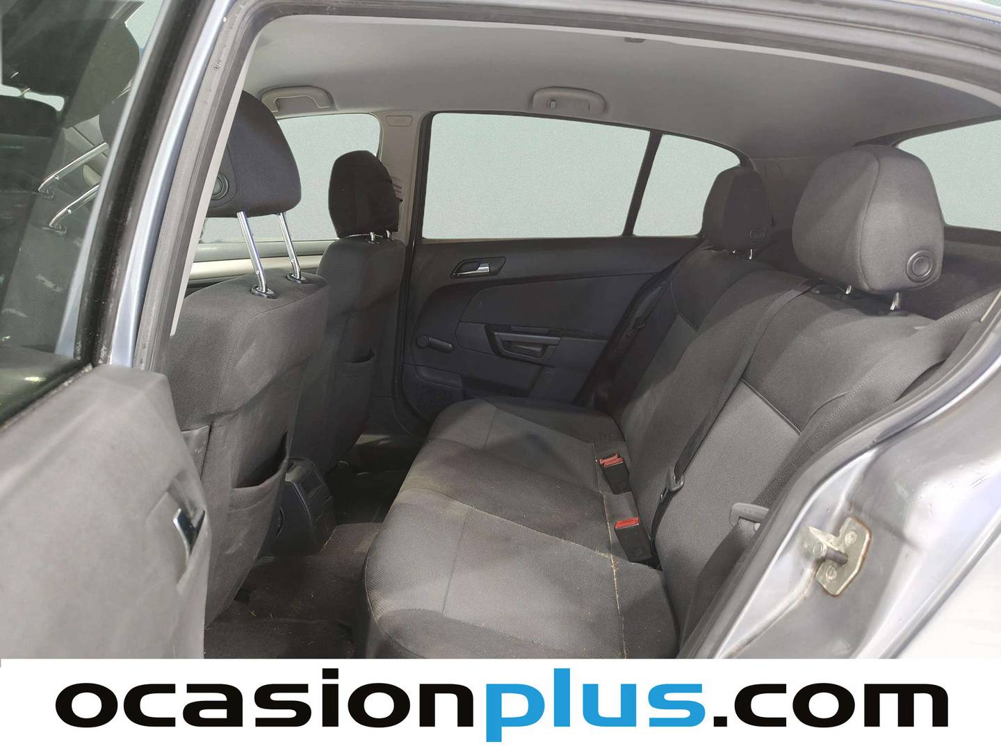 Foto asientos traseros Opel Astra Opel Astra 1.4 Enjoy (90 CV)