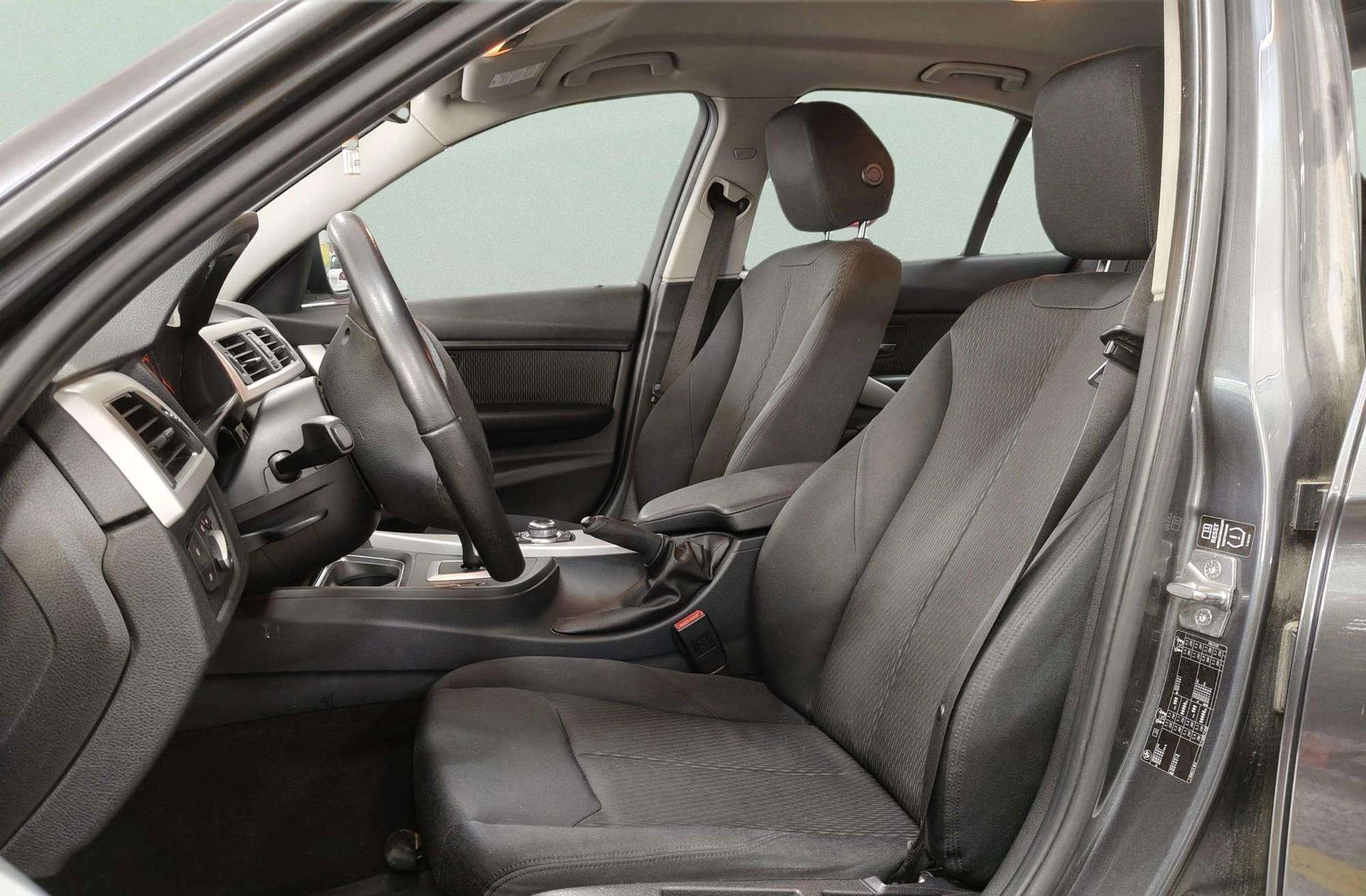 BMW Serie 3 320d - foto 11