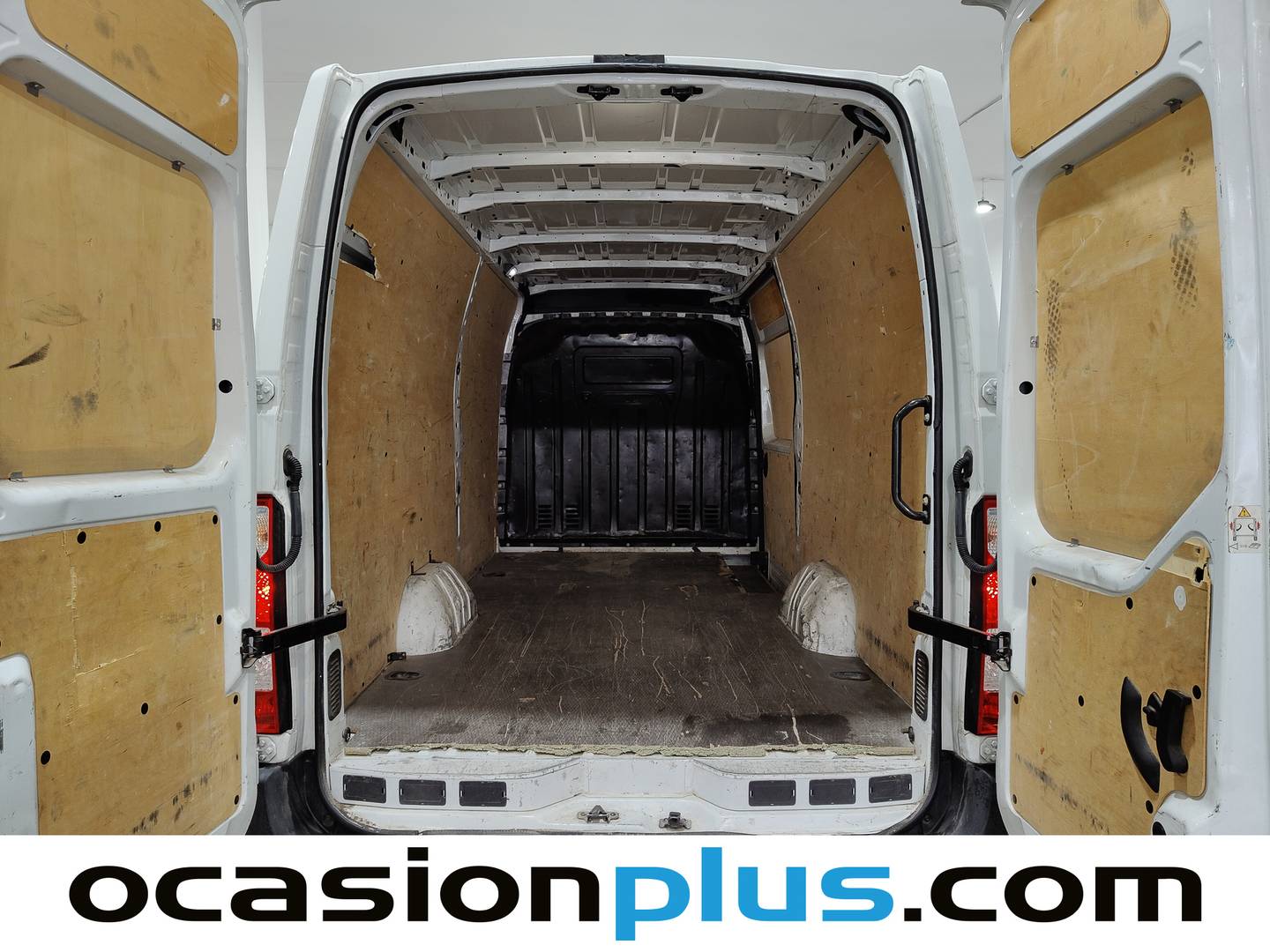 Foto asientos traseros Renault Master Renault Master Furgon L3H2 3500 Energy RS dCi (145 CV) 3 Plazas