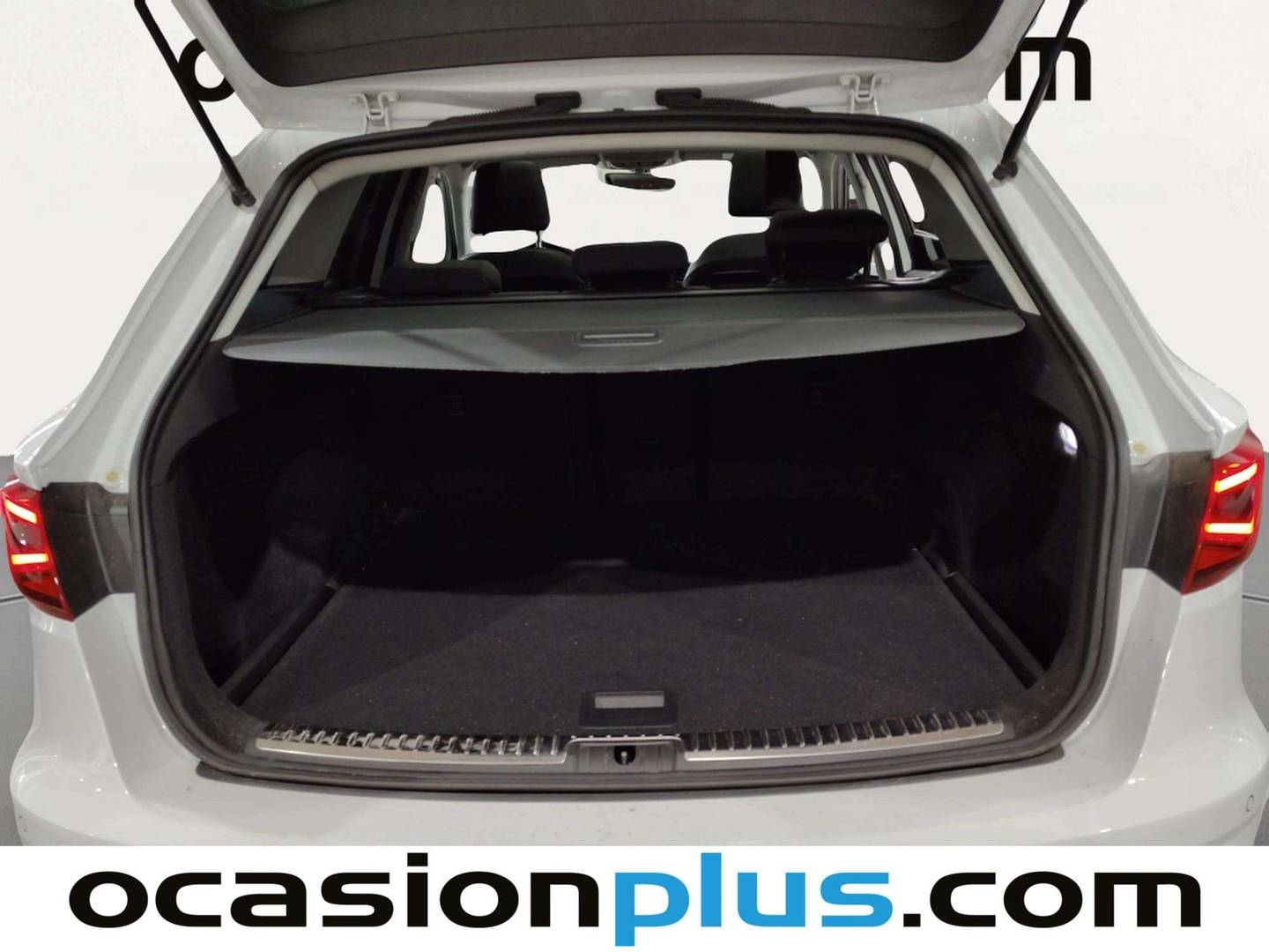Fotos maletero Seat León Seat León ST 1.4 TSI ACT S&S FR Plus (150 CV)