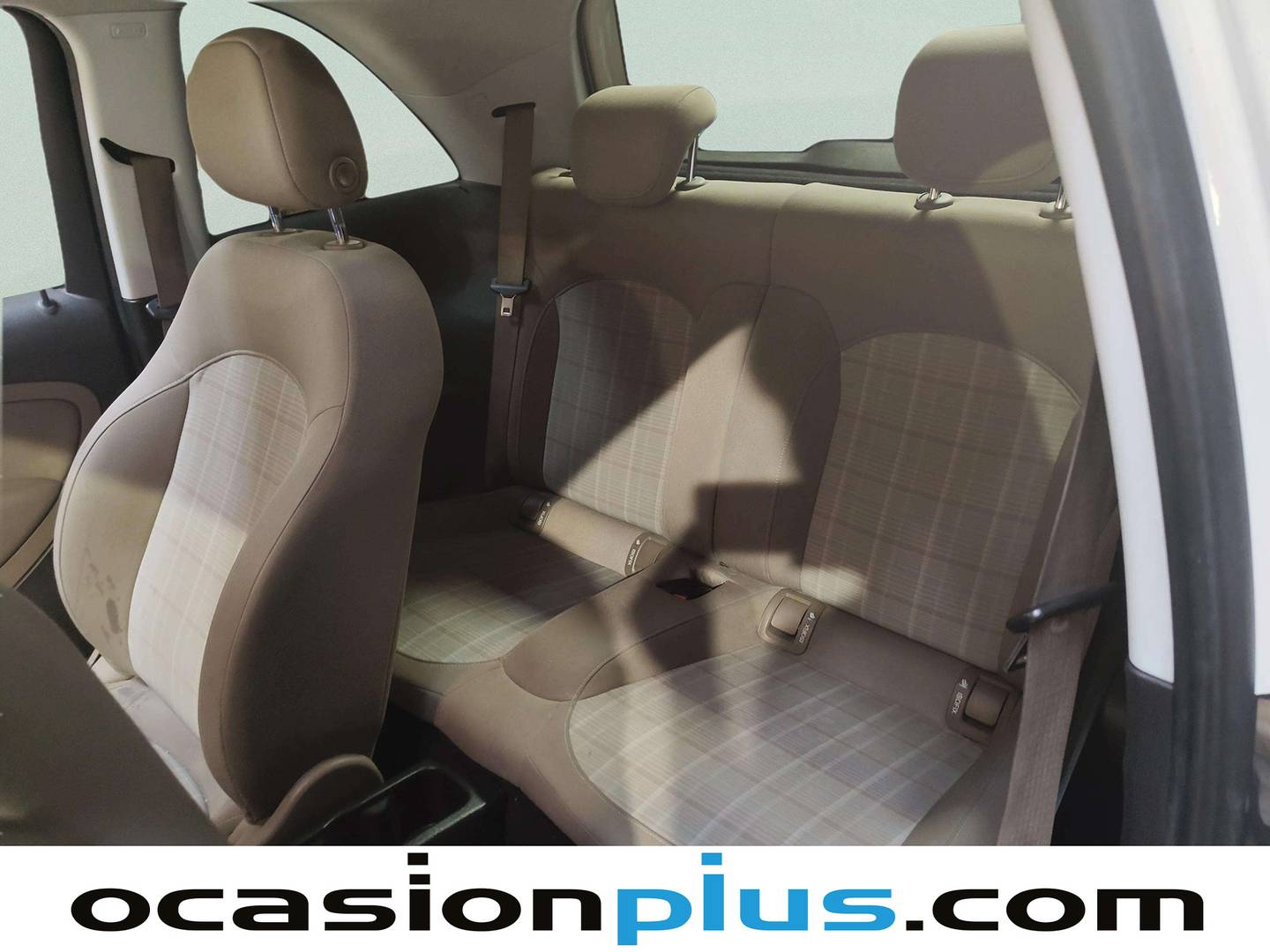 Foto Opel Adam Opel Adam 1.4 XEL Glam (87 CV)