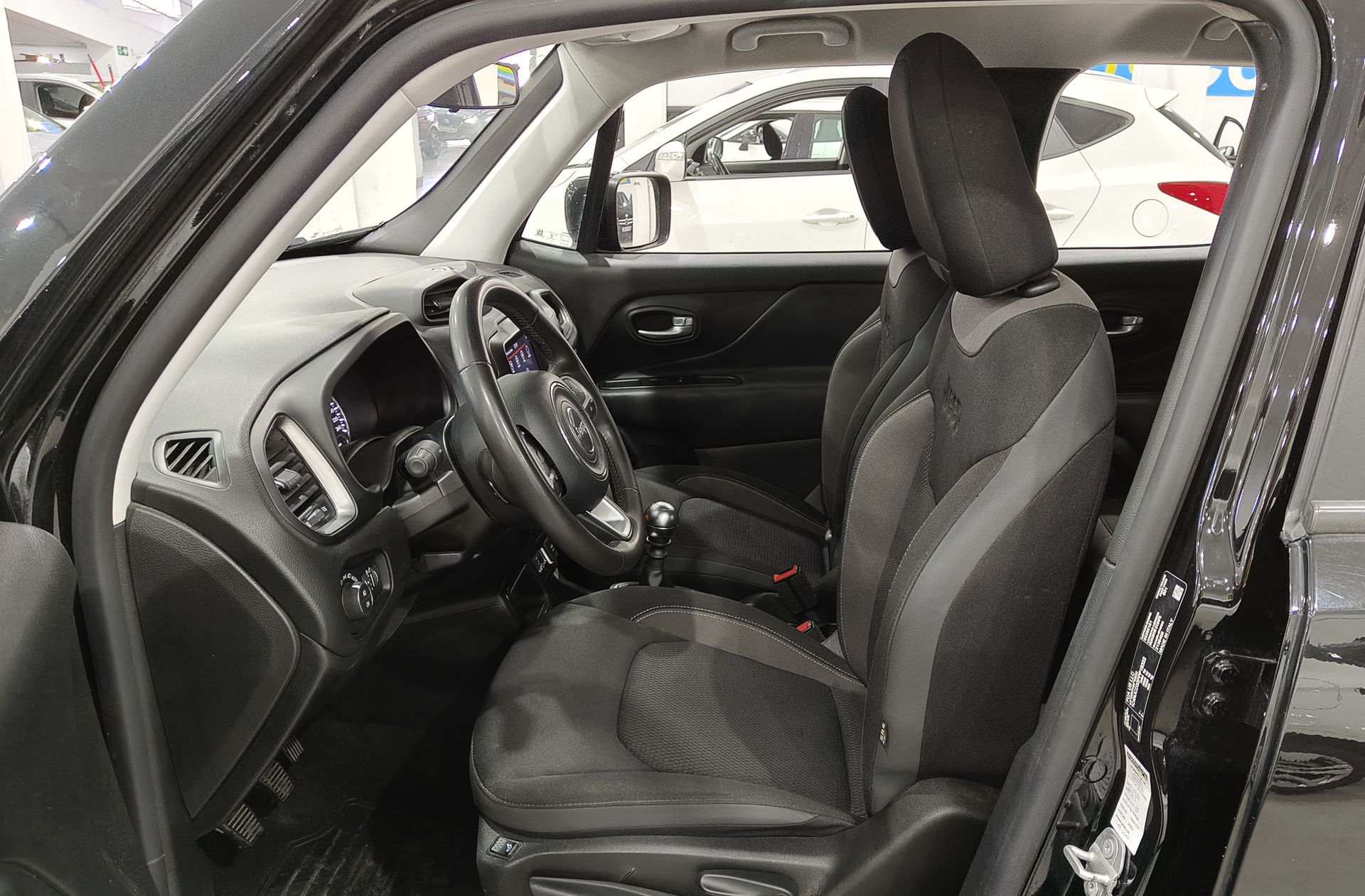 Jeep Renegade 1.0G Limited 4x2 - foto 8