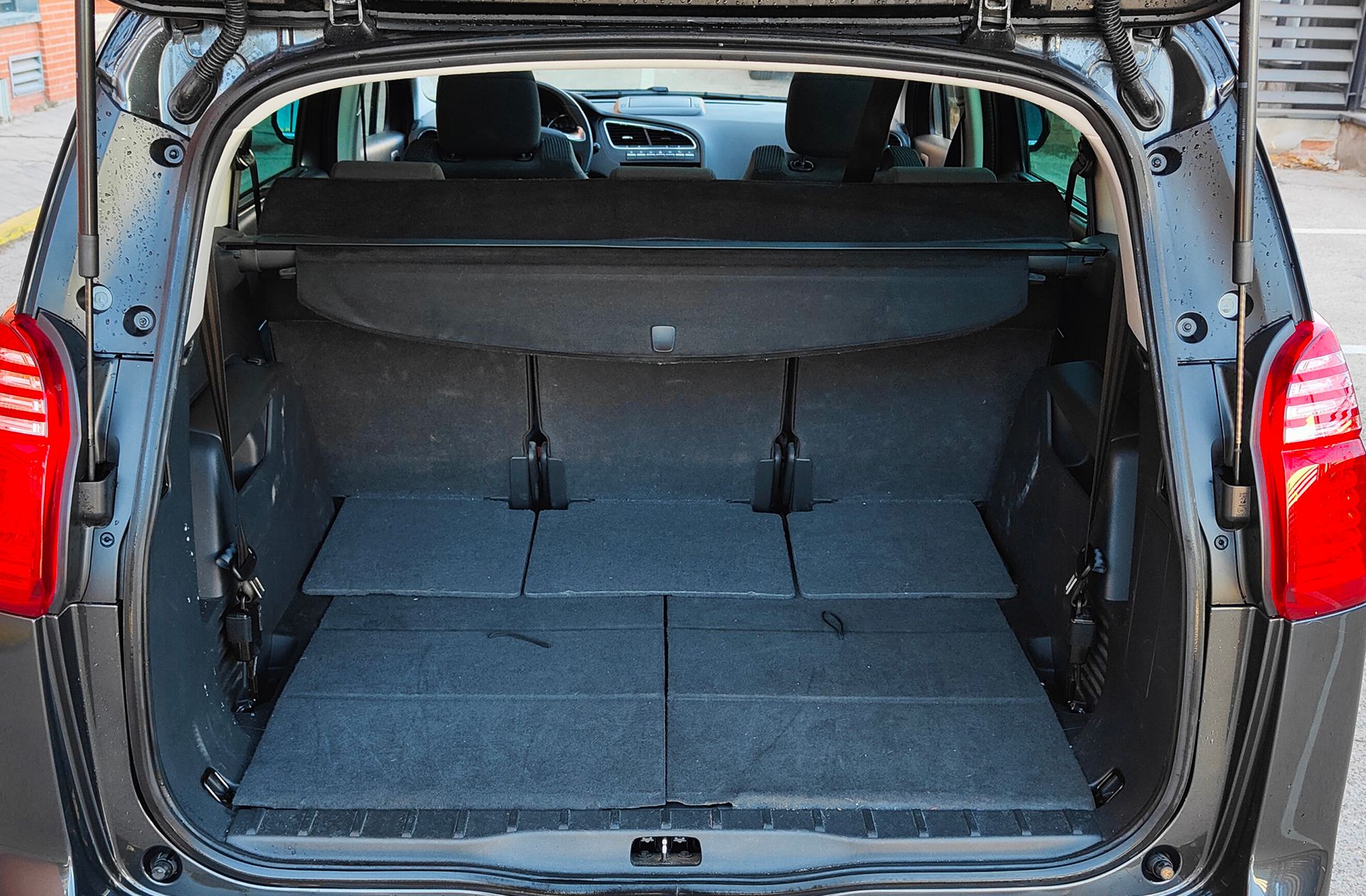 Peugeot 5008 1.6 BlueHDi Allure EAT6 7 plazas - foto 16