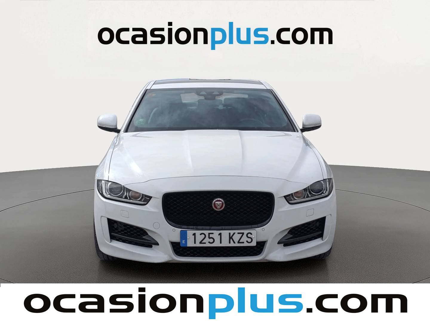 Foto Jaguar XE Jaguar XE 2.0 Diesel R-Sport RWD Auto (180 CV)
