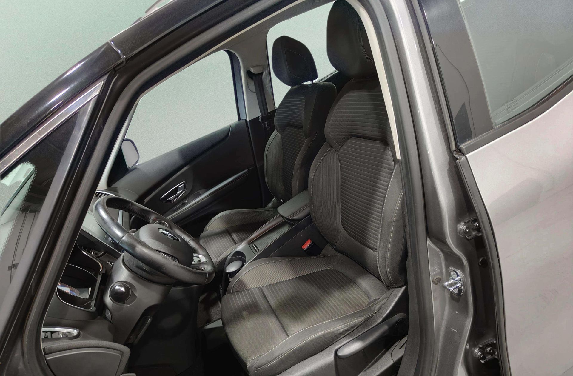 Renault Grand Scénic TCe 130 Intens - foto 12