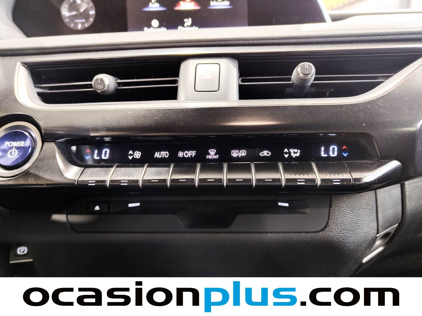 Foto Lexus UX Lexus UX 250h Business 2WD (184 CV)