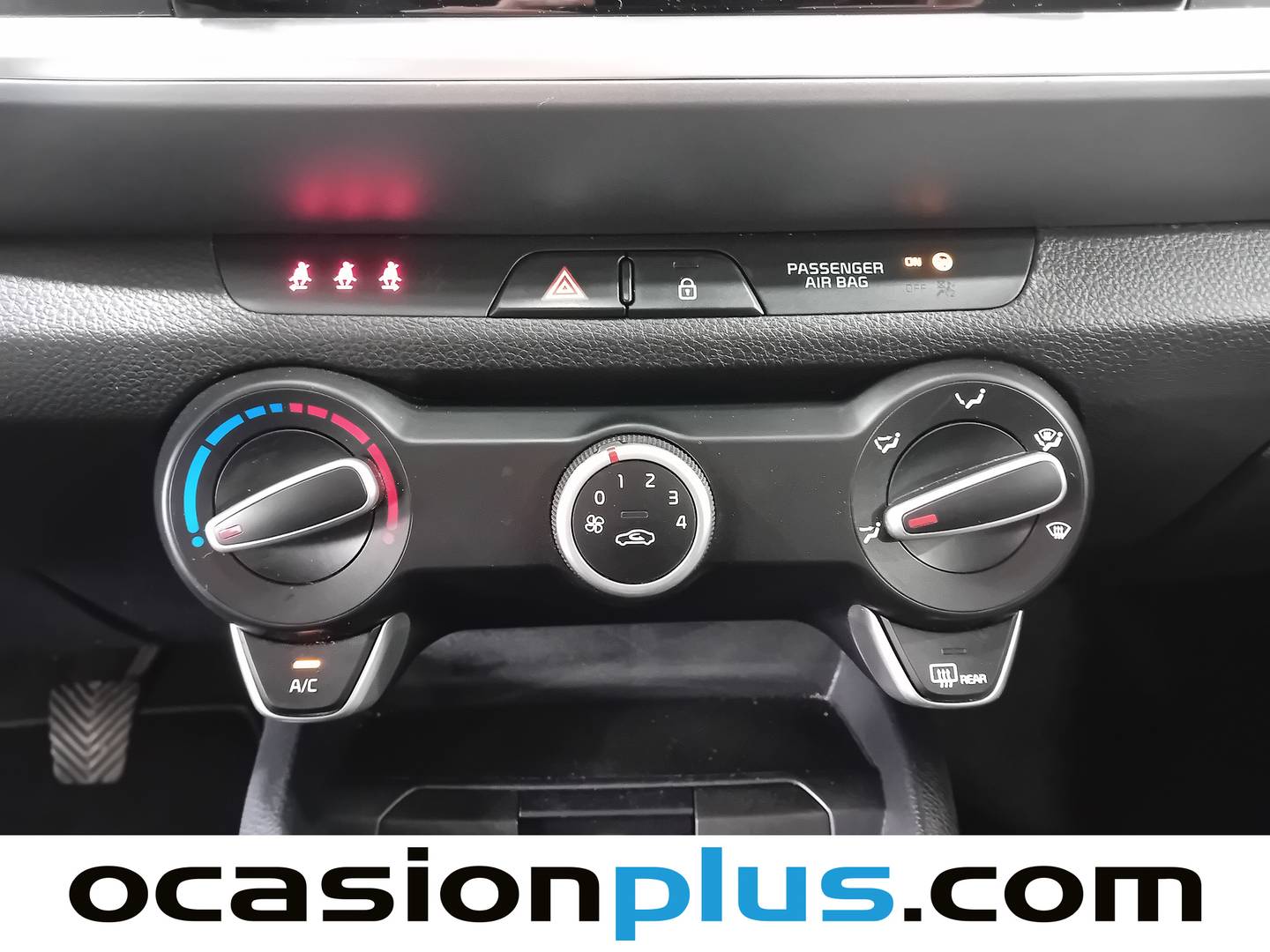 Acabados KIA Stonic KIA Stonic 1.0 T-GDi MHEV Concept Plus (100 CV)