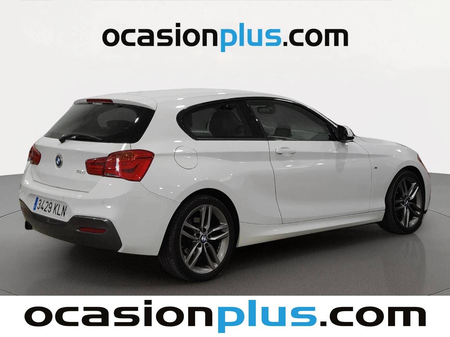 Foto trasera BMW Serie 1 BMW Serie 1 118i (136 CV) Pack M derecha