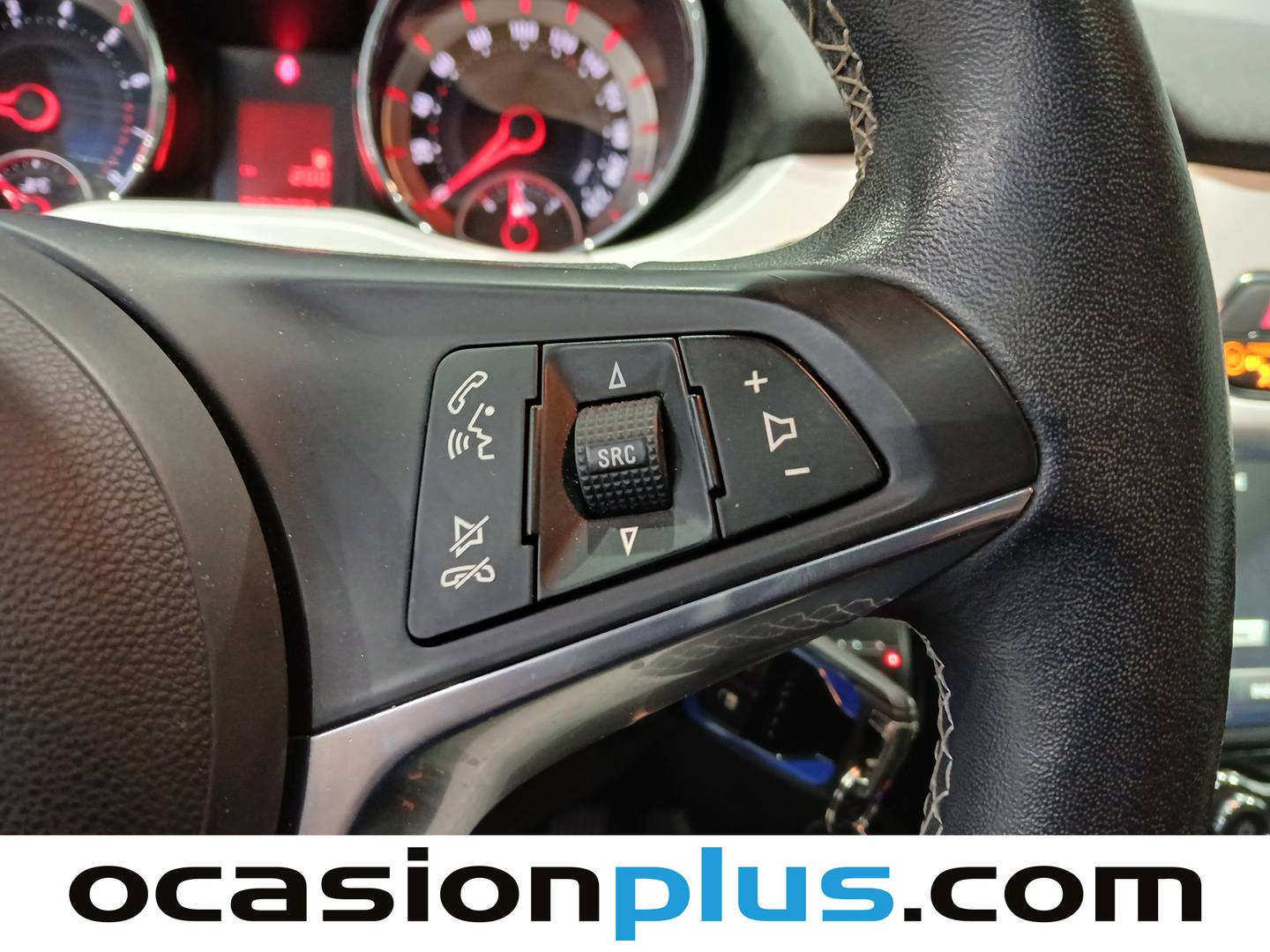 Foto Opel Adam Opel Adam 1.4 XEL Glam (87 CV)