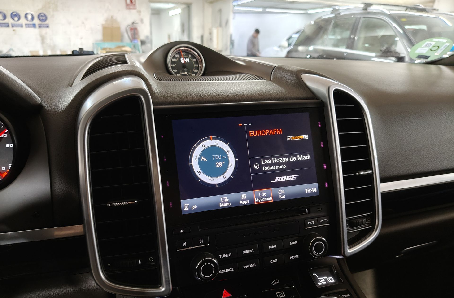 Porsche Cayenne S Platinum Edition - foto 46