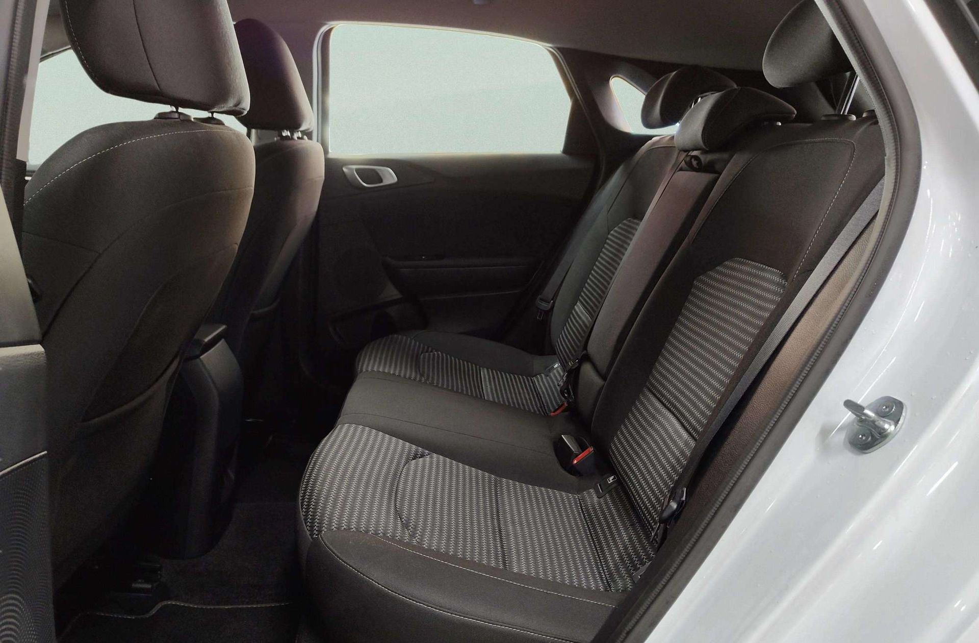Kia Ceed 1.0 T-GDi Drive - foto 13
