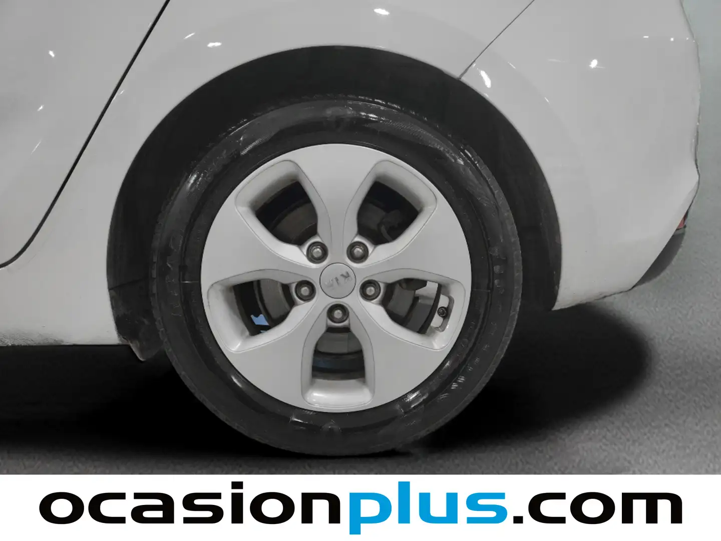 Foto KIA Carens Kia Carens 1.7 CRDi VGT Eco-Dynam x-Tech (115 CV)