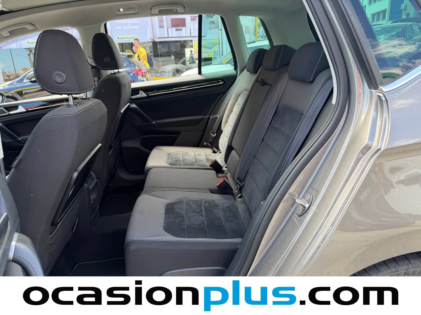 Foto asientos traseros Volkswagen Golf Sportsvan Volkswagen Golf Sportsvan 1.6 TDI Sport BMT (110 CV)