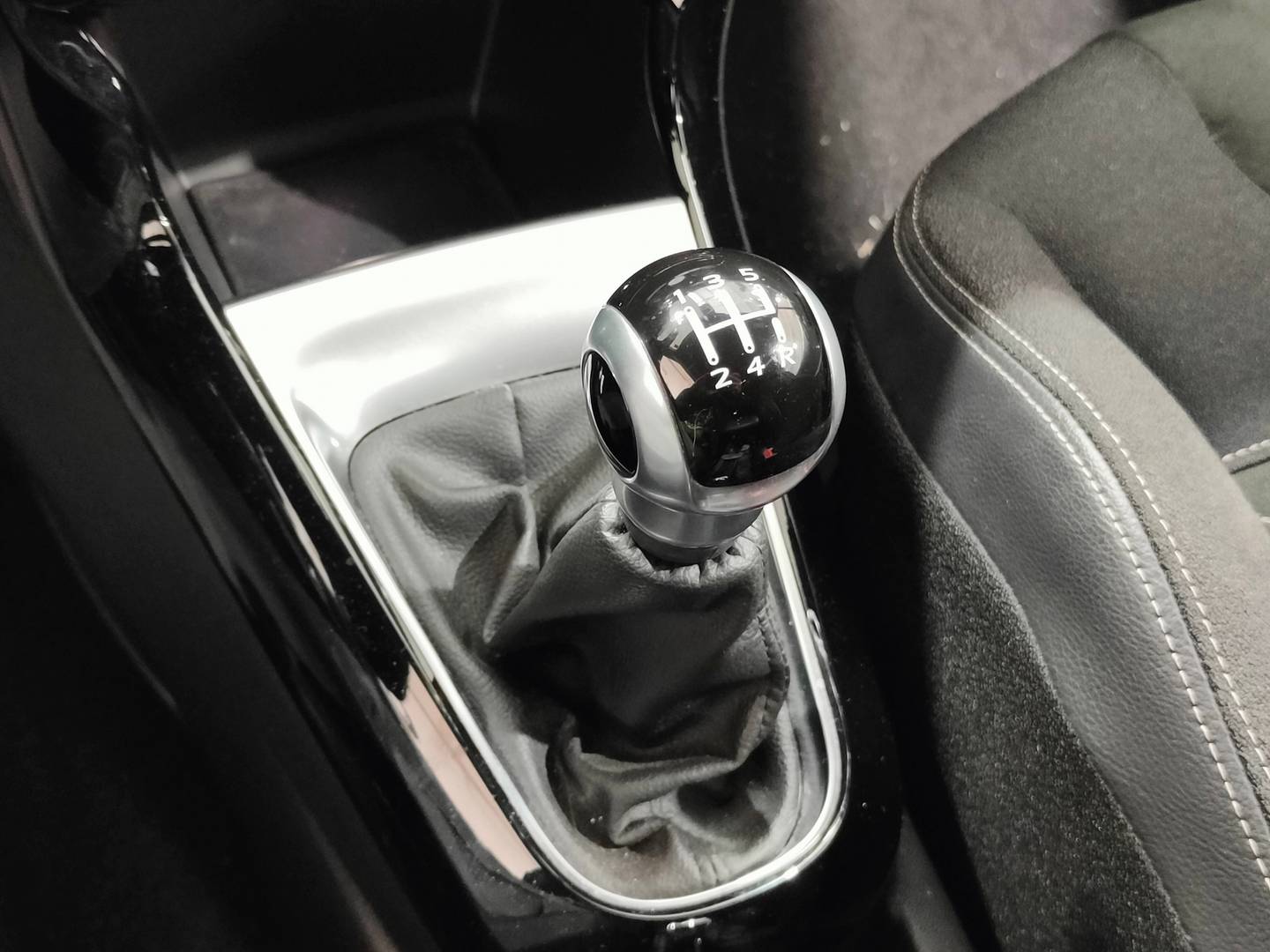 Foto DS DS 3 DS DS3 BlueHDi 100 S&S Style (99 CV)