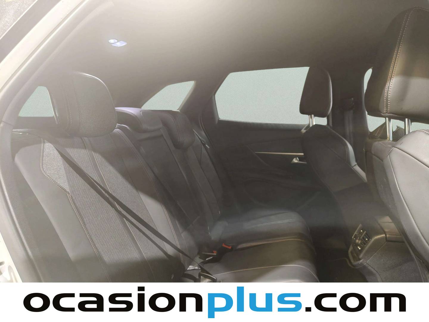 Foto Peugeot 3008 Peugeot 3008 BlueHDI 130 S&S GT Line EAT8 (130 CV)