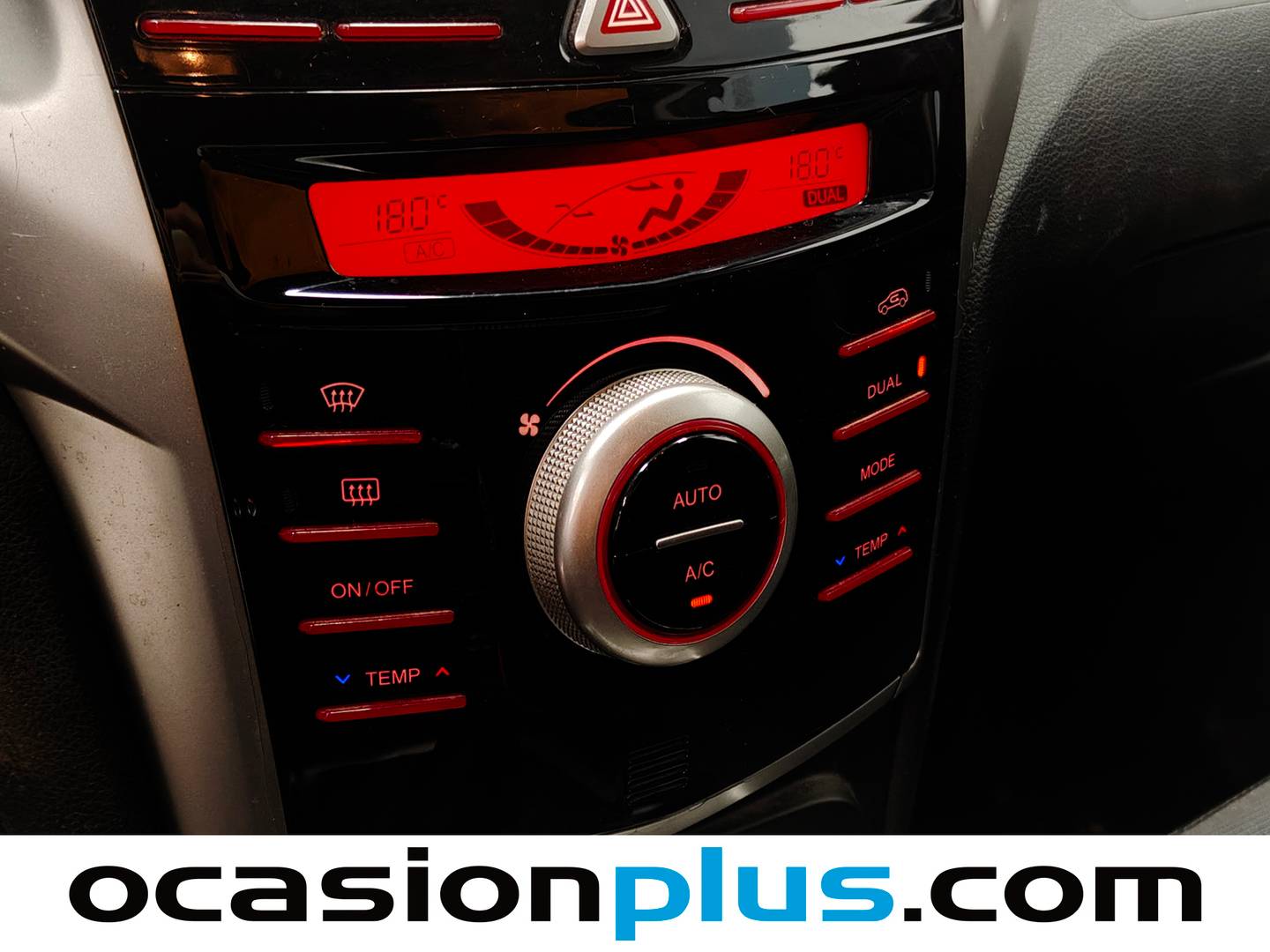Accesorios del SsangYong Tivoli SsangYong Tivoli D16T Premium 4x2 (115 CV)