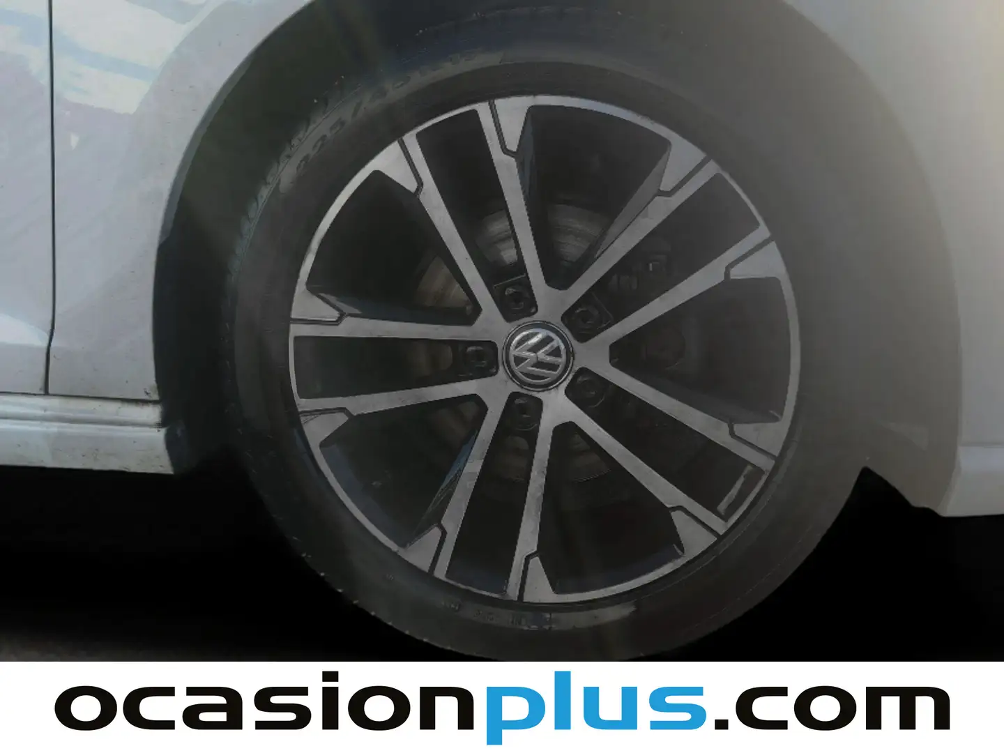 Foto Volkswagen Golf Volkswagen Golf Sport 1.4 TSI BMT 140 ACT Tech (140 CV) DSG Pack R-Line