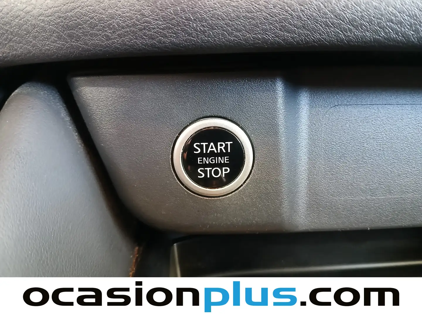 Foto Nissan QASHQAI Nissan Qashqai DIG-T 160 N-Connecta Xtronic (158 CV)