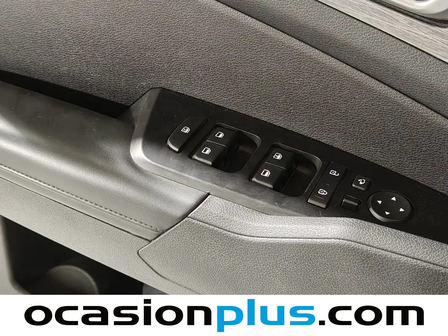 Foto KIA Sportage Kia Sportage 1.6 CRDi MHEV Business 4x2 (136 CV)