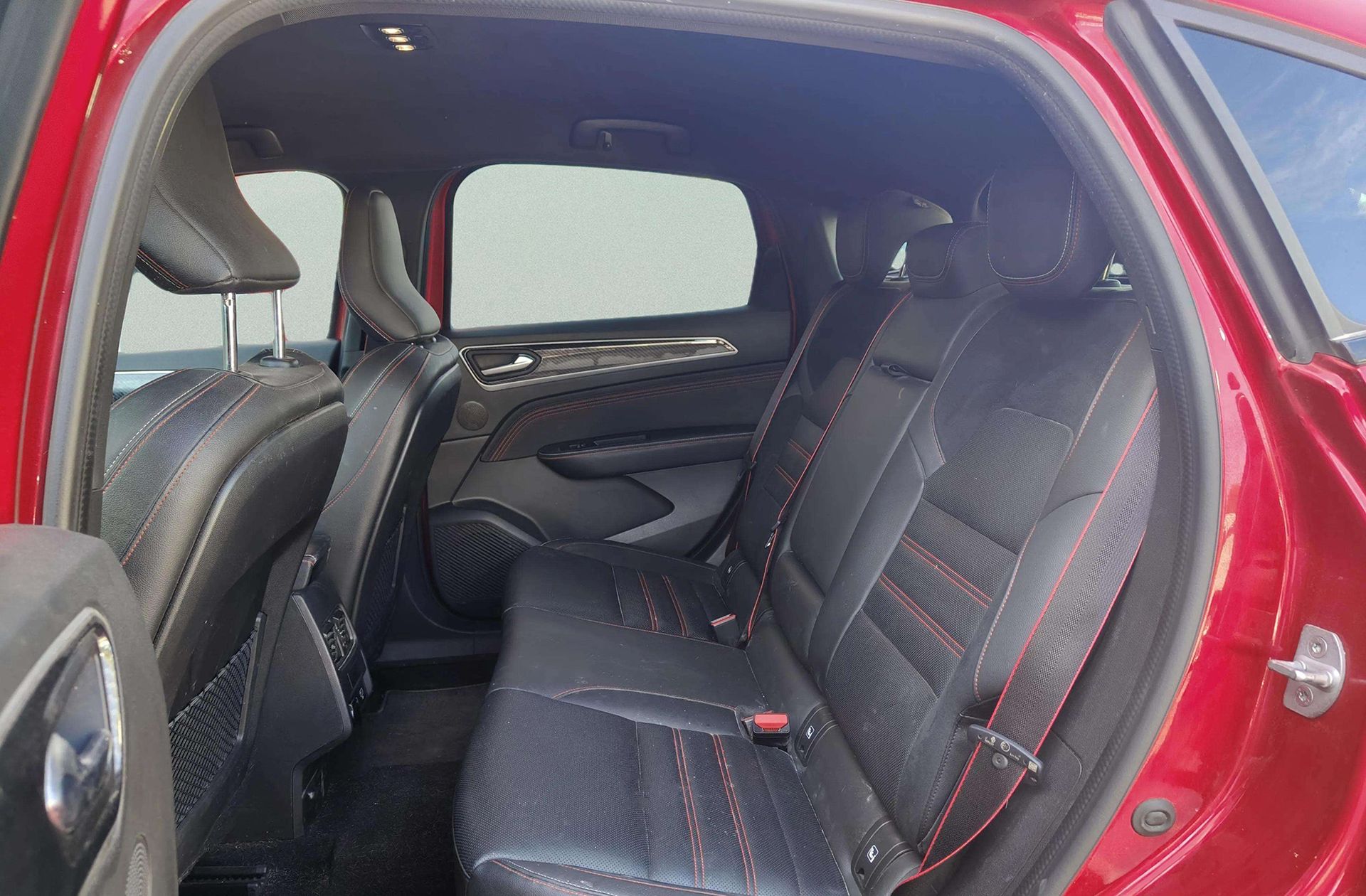 Renault Arkana RS Line TCe EDC Microhíbrido - foto 14