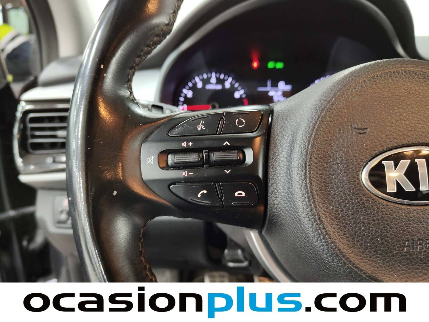 KIA Stonic Kia Stonic 1.0 T-GDi Black Edition (120 CV) seminuevo