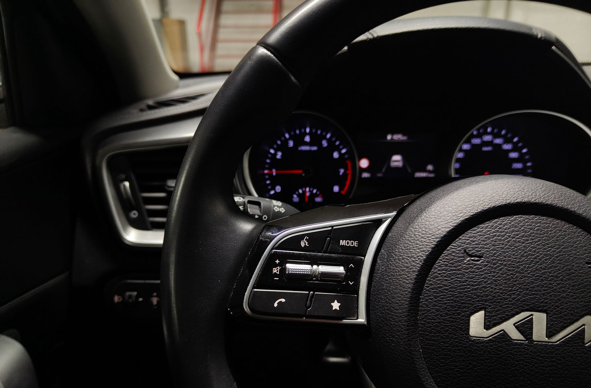 Kia Ceed 1.0 T-GDi Concept - foto 24