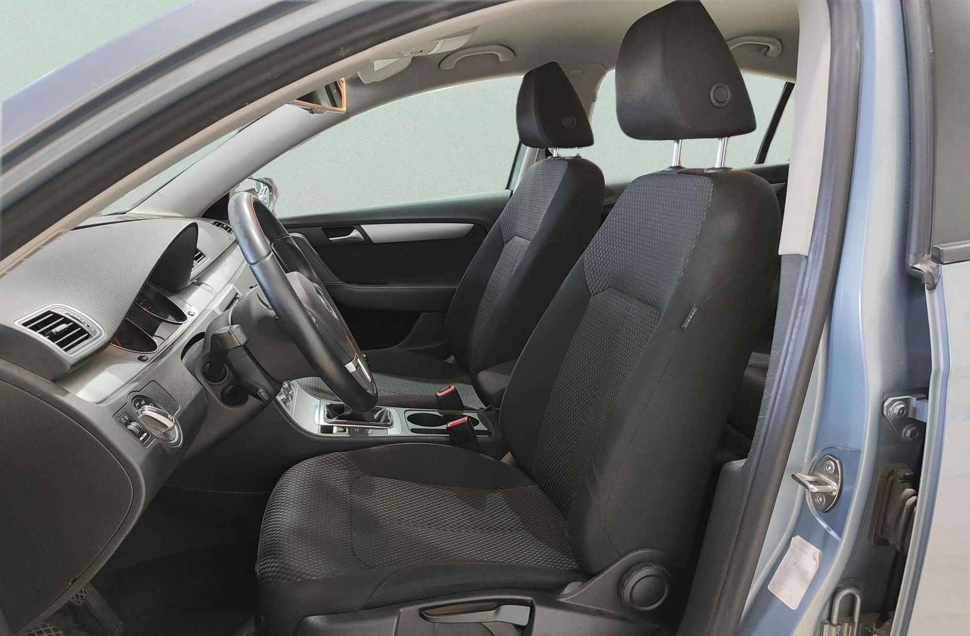 Volkswagen Passat Edition 1.6 TDI BMT - foto 9