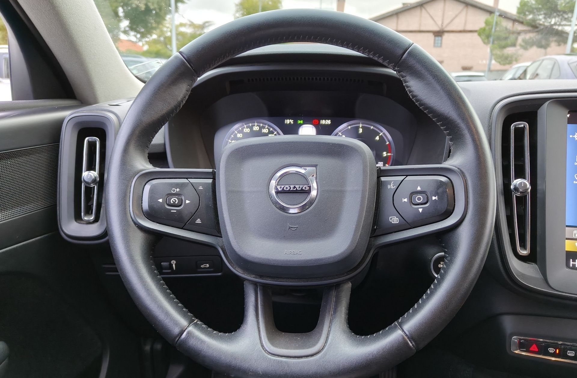 Volvo XC40 D3 - foto 21