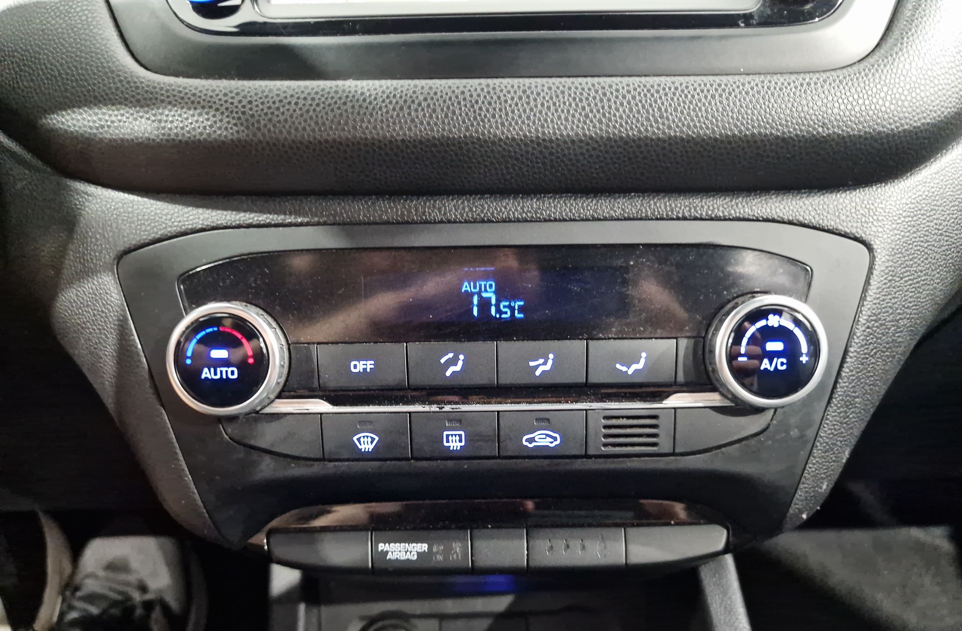 Hyundai i20 1.2 MPI Elegant Nav - foto 26