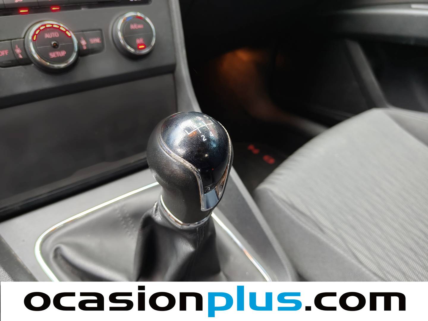 Seat León Seat León 1.6 TDI S&S Style (105 CV) de segunda mano
