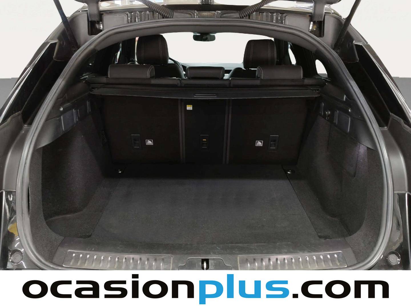 Fotos maletero Land Rover Range Rover Velar Land Rover Range Rover Velar D180 R-Dynamic 4WD Auto (180 CV)
