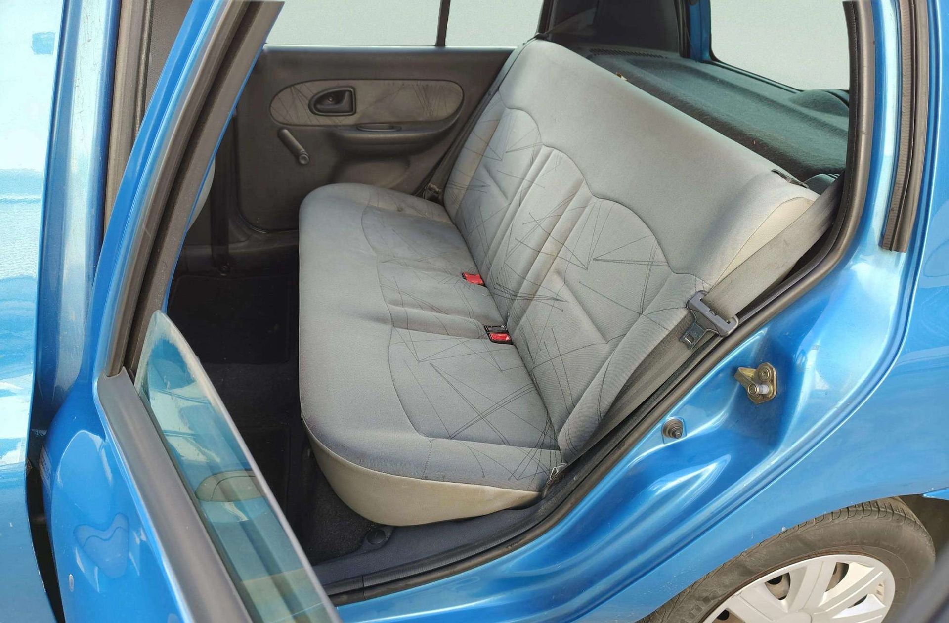 Renault Clio 1.5 dCi Expression - foto 9