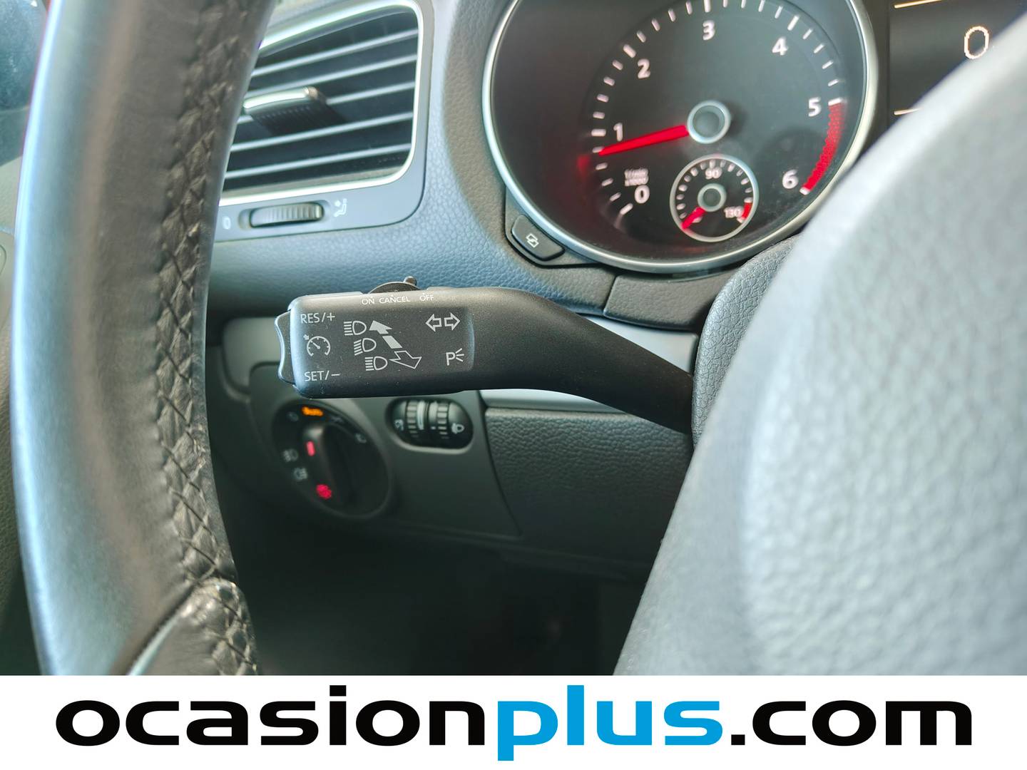 Extras del Volkswagen Golf Volkswagen Golf Advance 1.6 TDI DPF (105 CV)