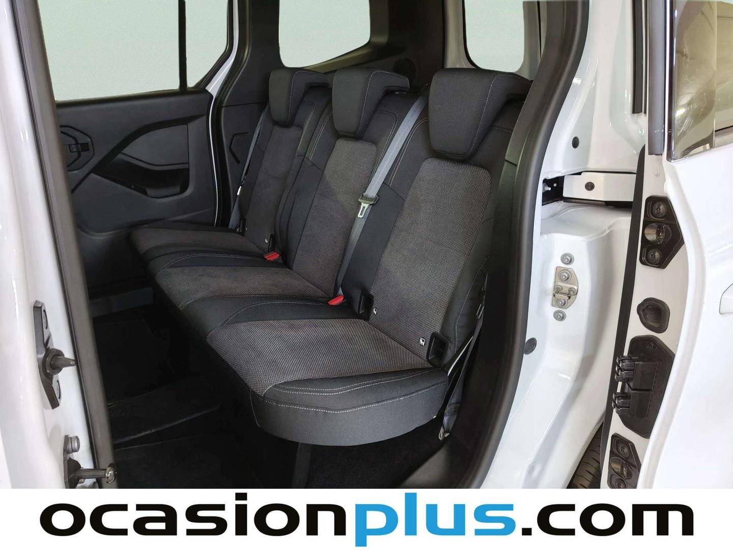 Foto asientos traseros Mercedes Citan Mercedes Citan Combi 110 CDI Tourer Base Largo (95 CV)