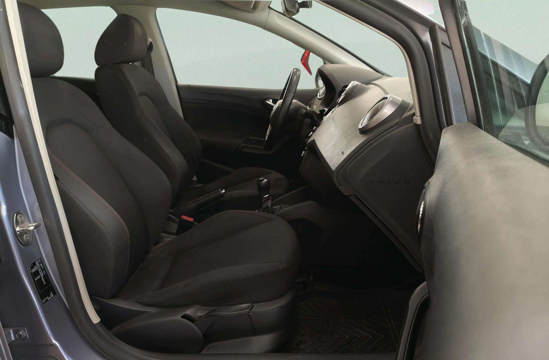 SEAT Ibiza 1.4 TDI FR - foto 16
