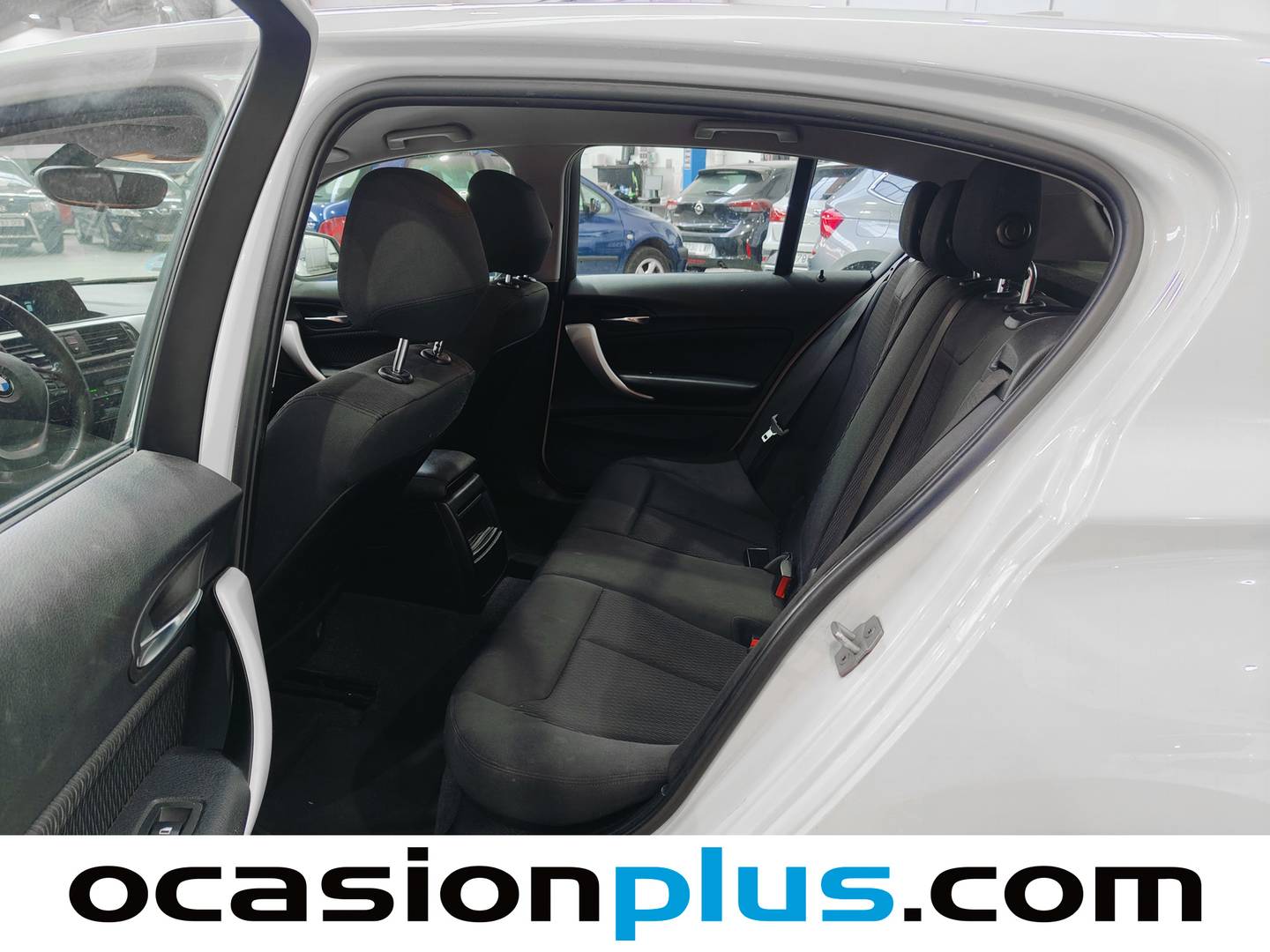 Foto asientos traseros BMW Serie 1 BMW Serie 1 118d (150 CV)