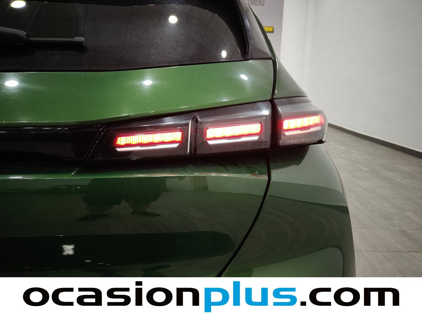 Foto Peugeot 308 Peugeot 308 PureTech 130 S&S Allure Pack EAT8 (130 CV)