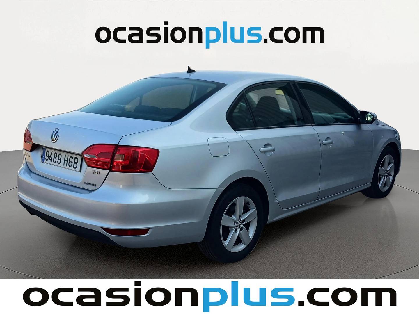 Foto trasera Volkswagen Jetta Volkswagen Jetta 1.6 TDI Advance BMT (105 CV) izquierda