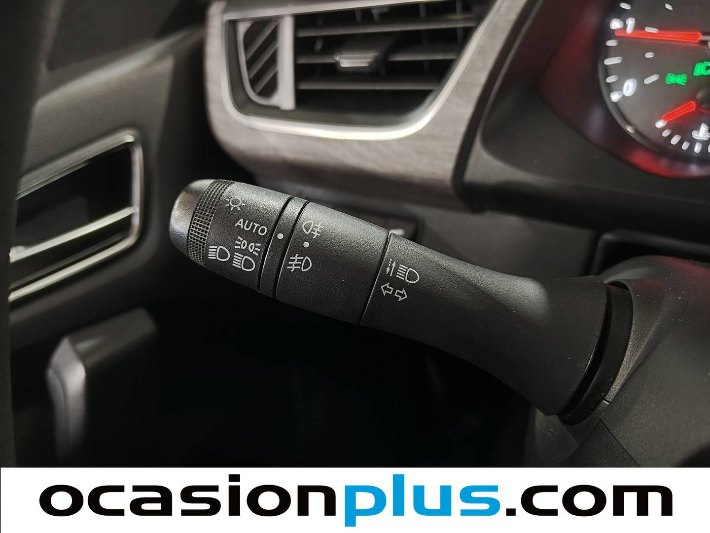 Equipamiento del Renault Kangoo Combi Renault Kangoo Combi Combi Life Edition One 1.5 Blue dCi (75 CV)