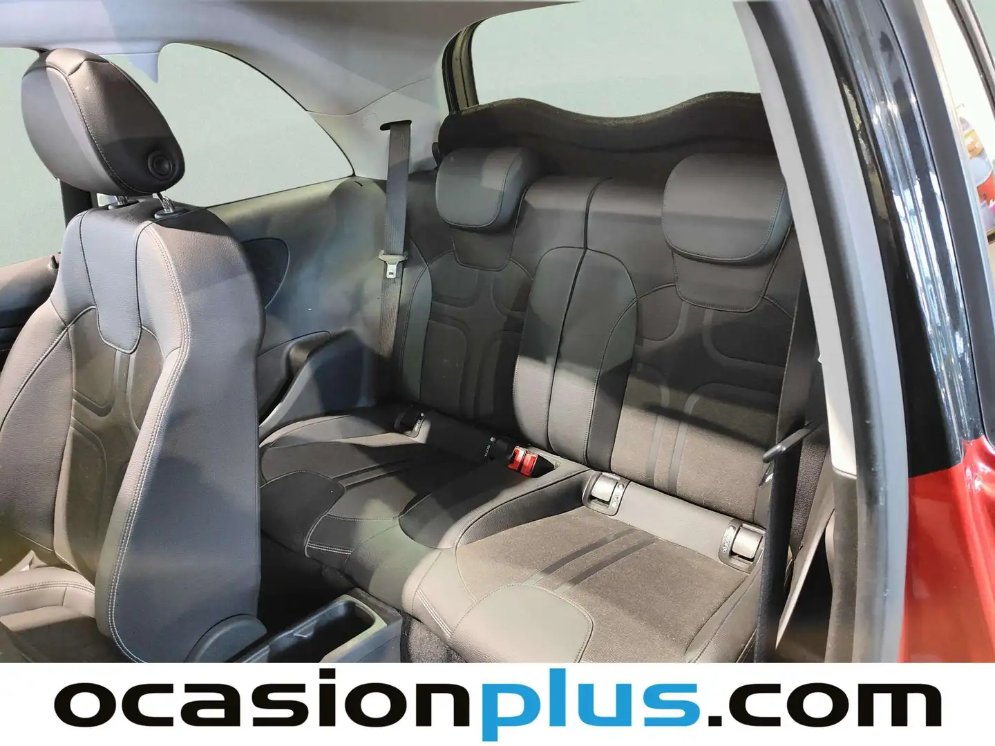 Foto Opel Adam Opel Adam 1.4 XEL Rocks (87 CV)