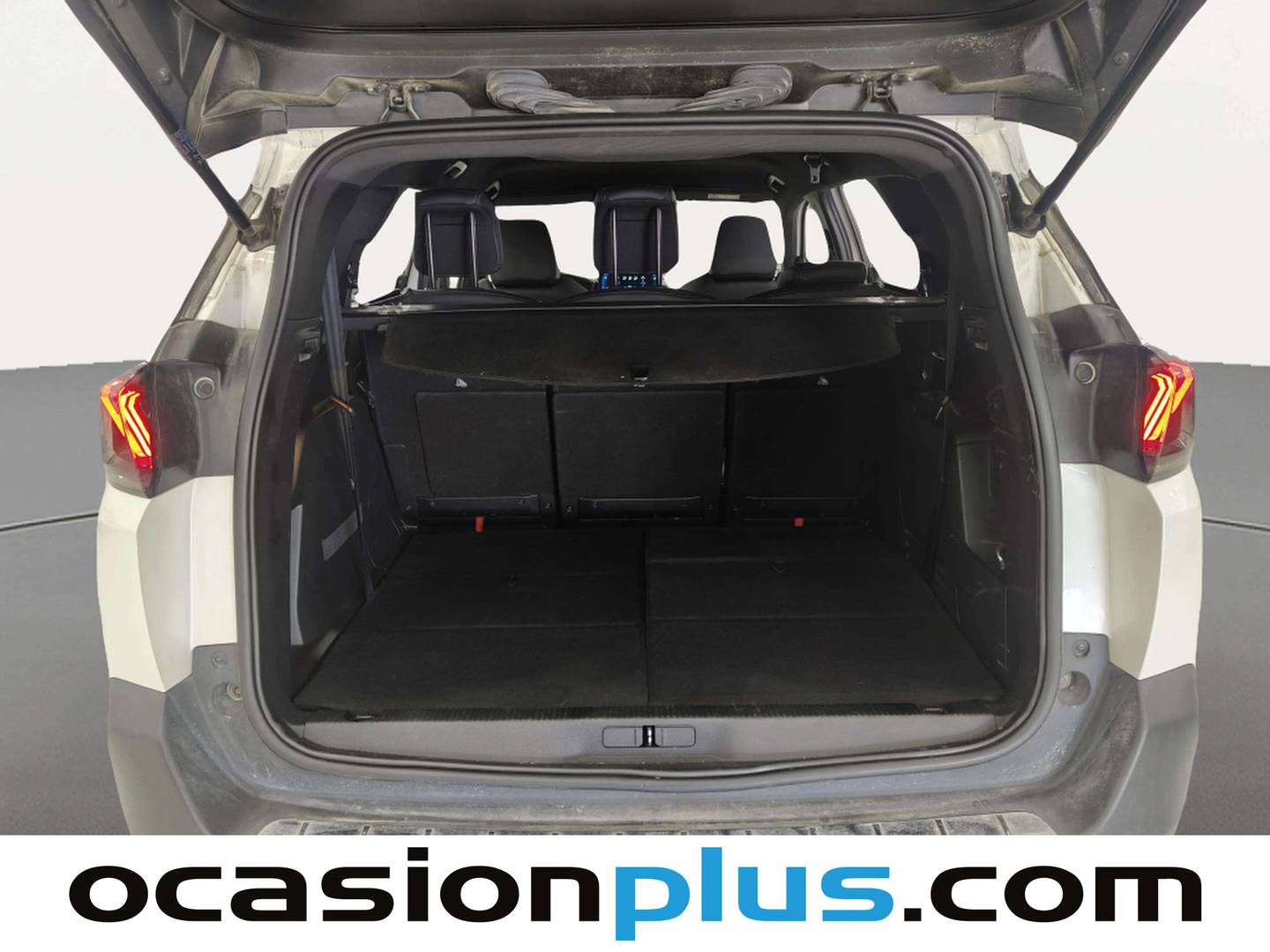 Foto Peugeot 5008 Peugeot 5008 PureTech 130 S&S Allure Pack (130 CV) 7 Plazas siete plazas