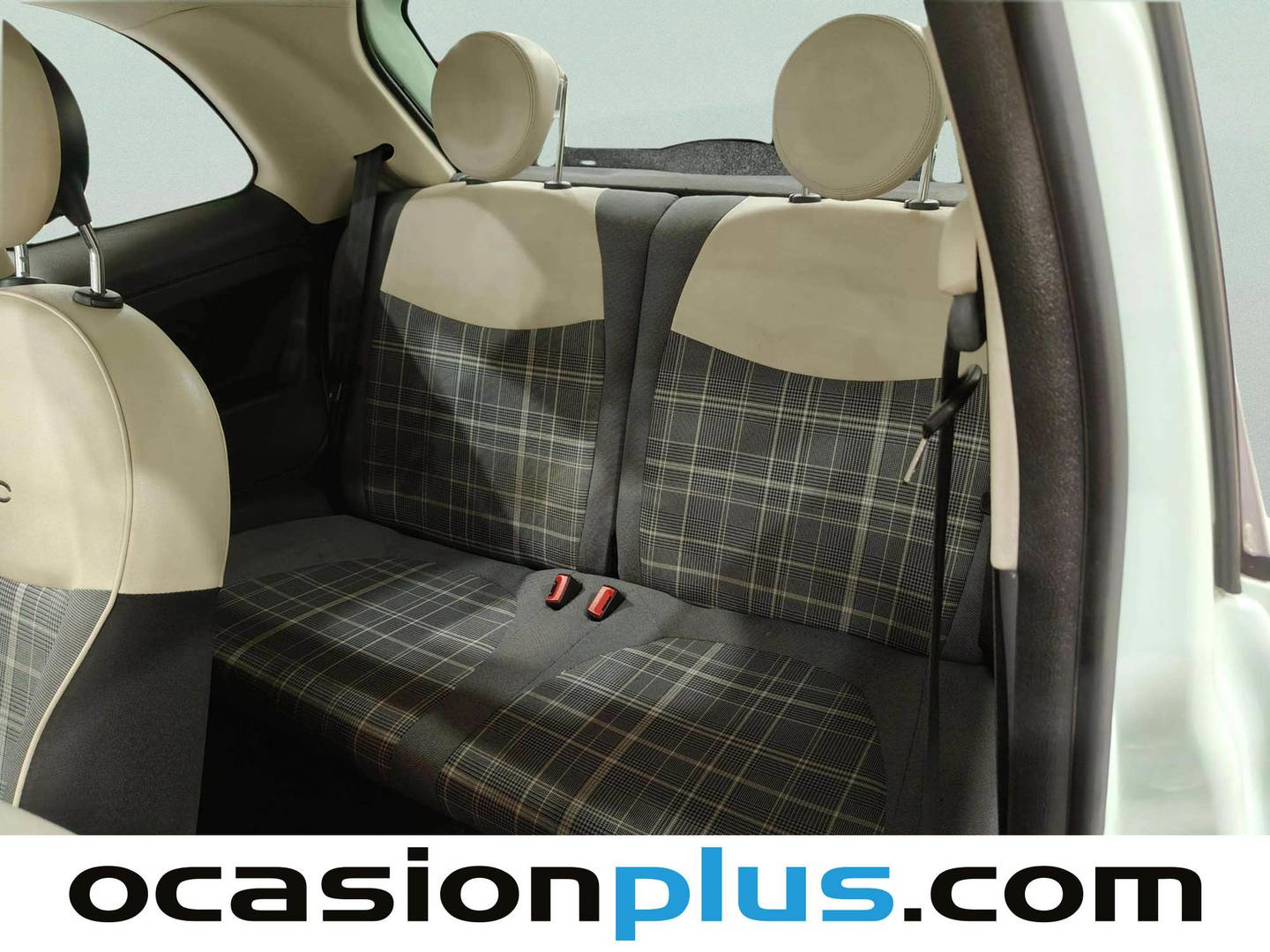 Foto asientos traseros Fiat 500 Fiat 500 1.2 8v Lounge (69 CV)