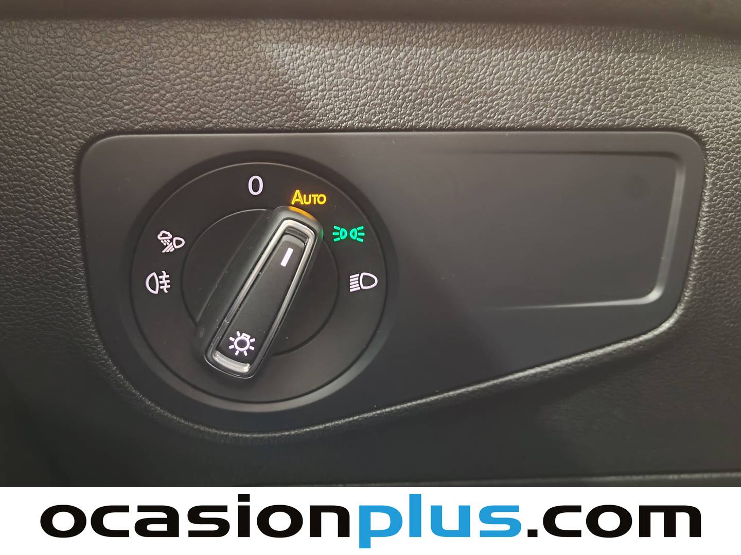 Foto Volkswagen Tiguan Volkswagen Tiguan R-Line 2.0 TDI  (150 CV) DSG