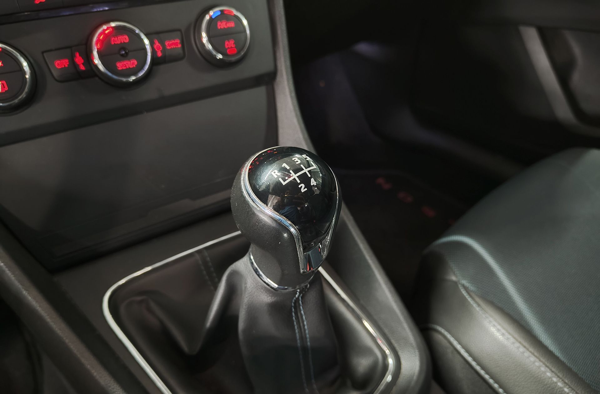 SEAT León 1.6 TDI I-Tech - foto 5