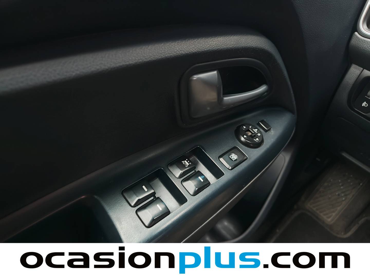 KIA Rio KIA Rio 1.2 CVVT x-Tech Eco-Dynamics  (84 CV) gasolina