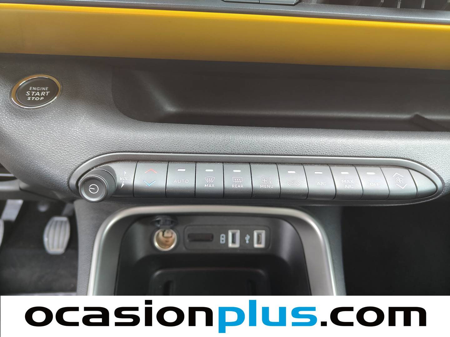 Foto Jeep Avenger Jeep Avenger 1.2 G Summit  (100 CV)