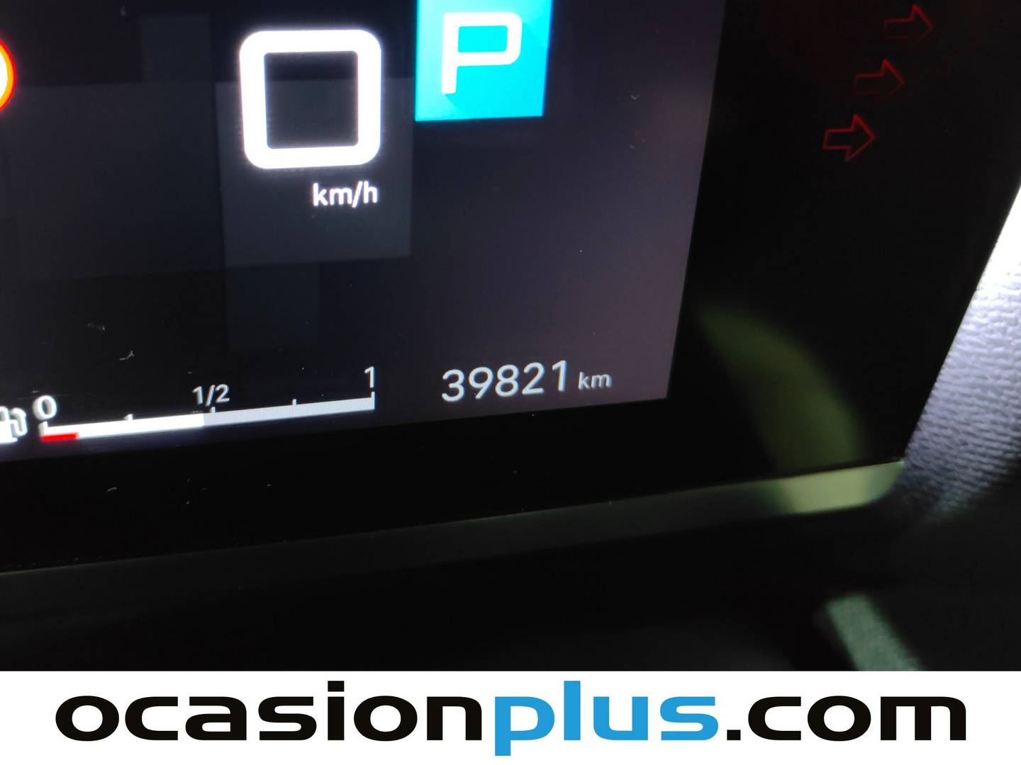 Foto Citroën C4 X Citroen C4 X PureTech 130 S&S Plus EAT8 (131 CV)